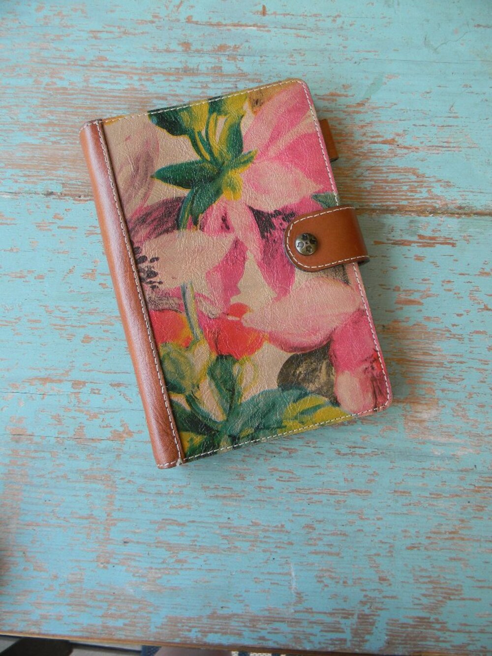 PATRICIA NASH CHIETI FLORAL LEATHER AGENDA JOURNAL NOTEBOOK W/SNAP CLOSURE 9"X6"